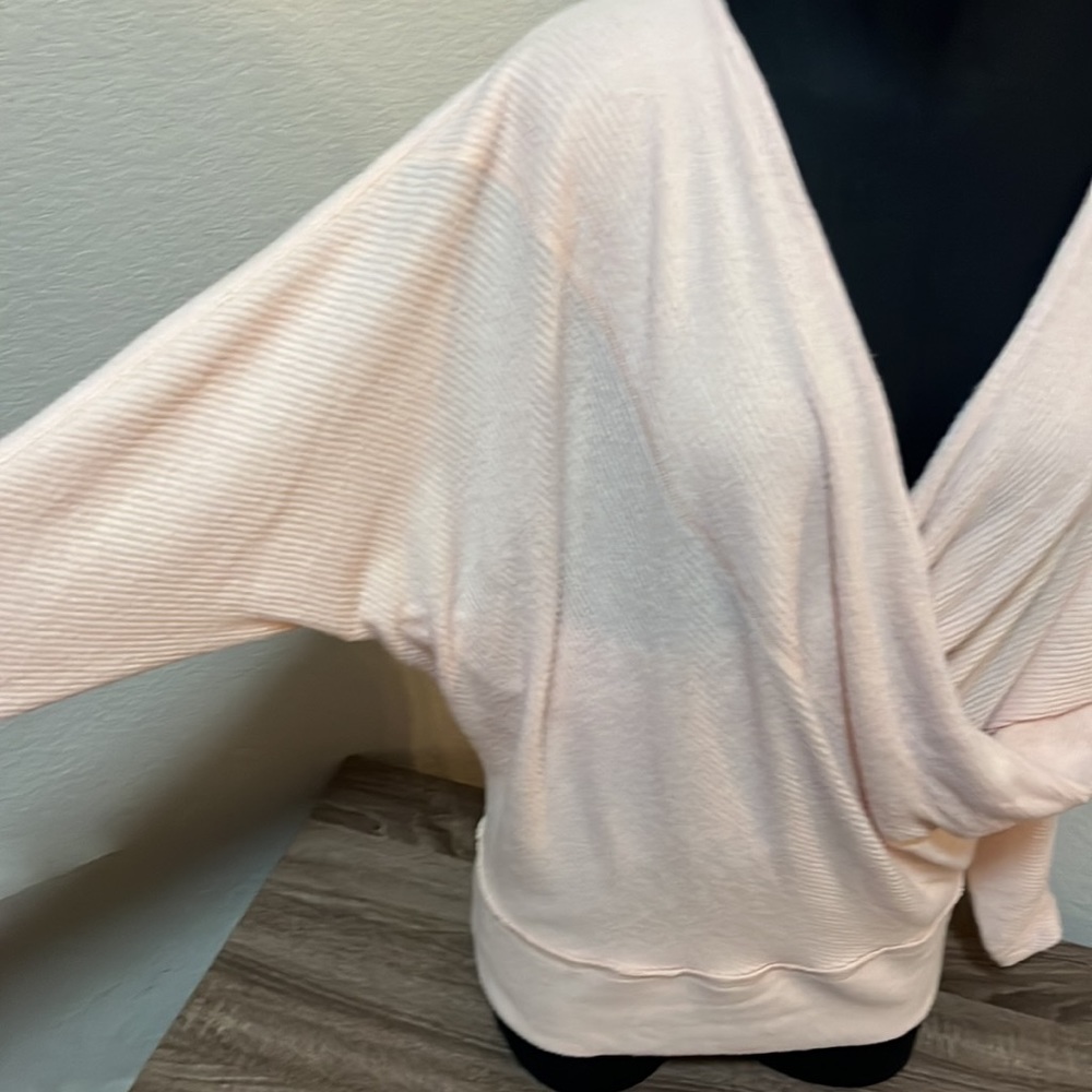Free People top - Picture 2 of 9